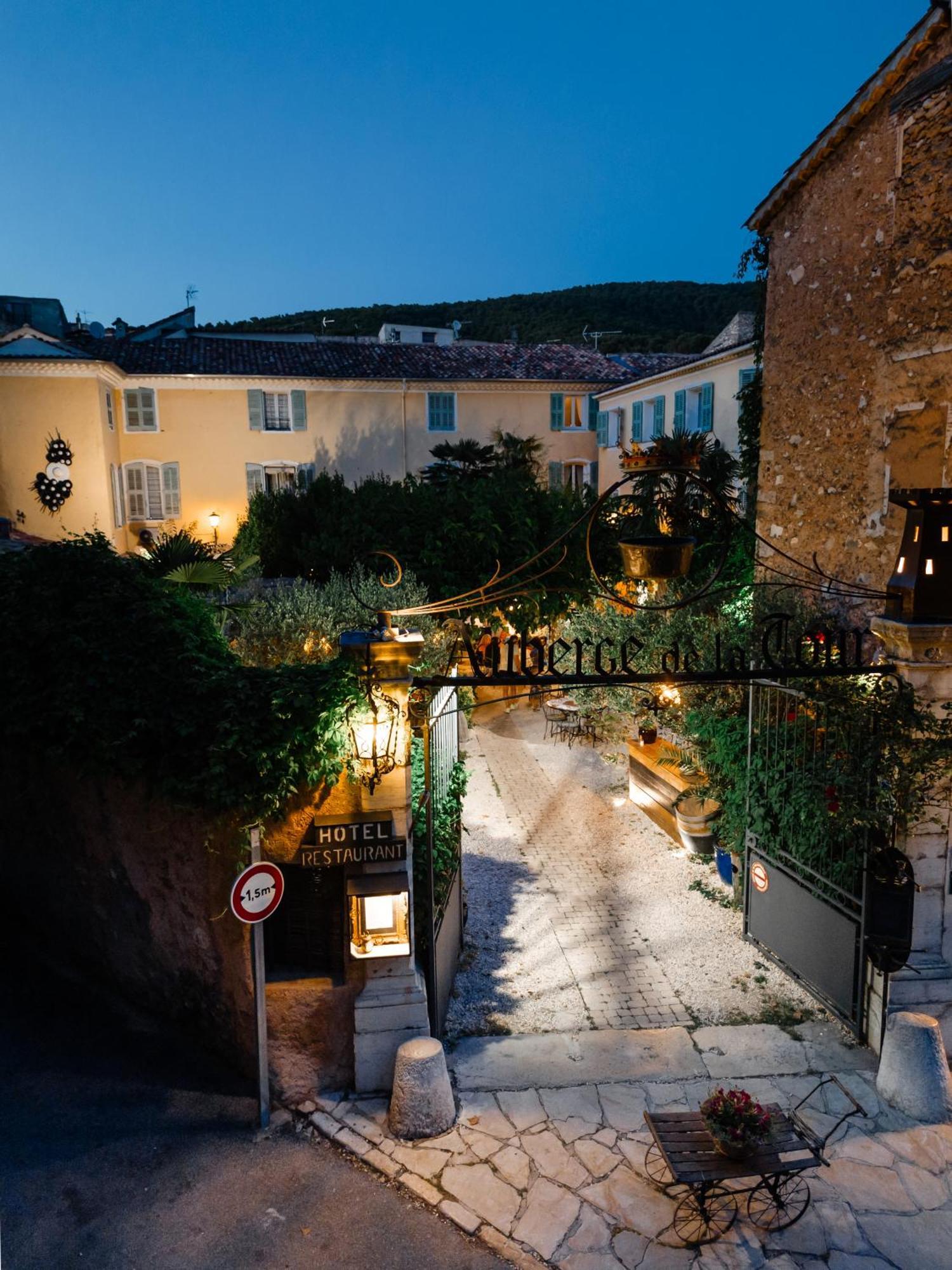 Auberge De La Tour Aups Luaran gambar